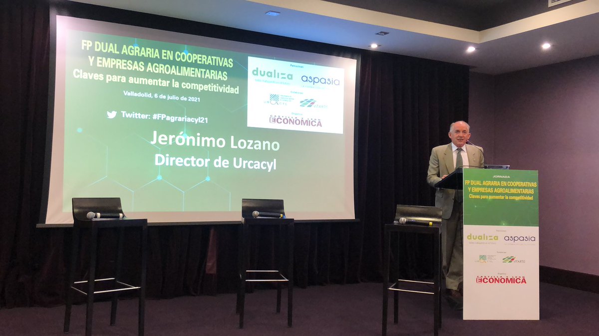 lalcaldeg's tweet photo. J. Lozano Dtor d @urcacyl reconoce q hay perfiles q no encuentran para emplear en #cooperativas #FPagrariacyl21
@cyleconomica
@acagigasperez
@AgroBank_CABK
@jesuslopezjim
@GrupoAspasia
@LorenzoAlonso3
#Kerbest
#Produal
@prosolcoffee
#Edscha
@urcacyl
@Vitartis
@DualizaBankia https://t.co/zqzUoBdtSy