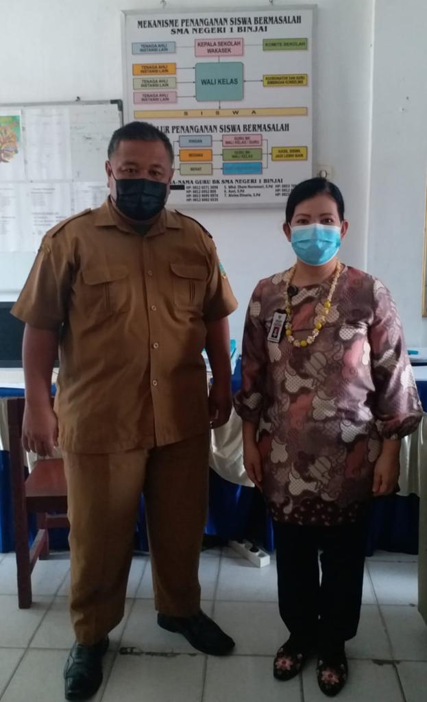 SinambelaDorcas's tweet photo. Melakukan kunjungan ke KPN SMA NEGERI 1 BINJAI untuk melakukan monitoring dan pengawasan koperasi
#penyuluhkoperasi
#ppklkemenkopukm
#ppklsumut
#ppklkotabinjai
#depcoop https://t.co/TjqIp0DyFq