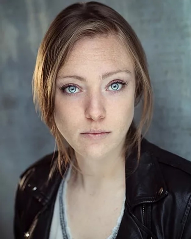 Introducing Harriet Knight as Co-Director/Producer &amp; our very own Rosalind! 🌹✨

Training: Drama Studio London 🎭

Handles: Instagram -@hattiek16
                 Twitter - <a href="/hattieknight/">Hattie Knight</a>

#summer #theatre #touring #Shakespeare #Wales #Brighton #BrightonOpenAir #comedy #arts