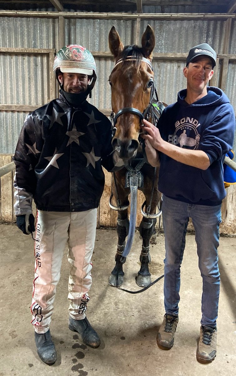 Cobber won the 1680m Dan O'Grady Memorial 2yo Pace in a mile rate of 1:59:2
Trained by Geoff Webster &amp; driven by <a href="/grsugars/">Greg Sugars</a> 
Congratulations to owners: Buckland Park Homestead