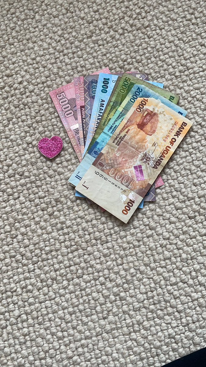 mjrule68's tweet photo. Having a clear out and found these in my travel wallet. 🥲 💕🇷🇼🇺🇬 https://t.co/bjHsWuLxHb