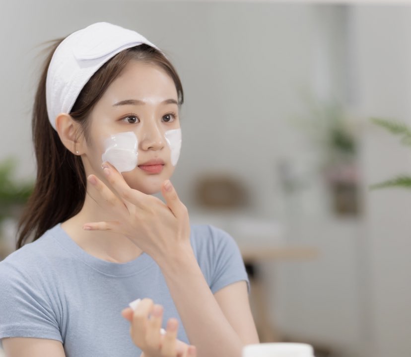 aispdiary's tweet photo. ลดไปเลย 100฿ Kocostar T1 Collagen Cream 50 ML มาส์กคอลลาเจน แบบลอกออก ช่วยเติมเต็มร่องลึกและลดเลือนริ้วรอย ปรับสมดุลให้ผิว เพิ่มความชุ่มชื้น ผิวจะฉ่ำเด้งแบบสาวเกาหลี แถมมาส์กผมแบบแคบซูลด้วยน้าา

📍 https://t.co/SjqYQcjZOC 

#ชี้เป้าโปรถูก #ของดีบอกต่อ https://t.co/F8jAhXcIu8