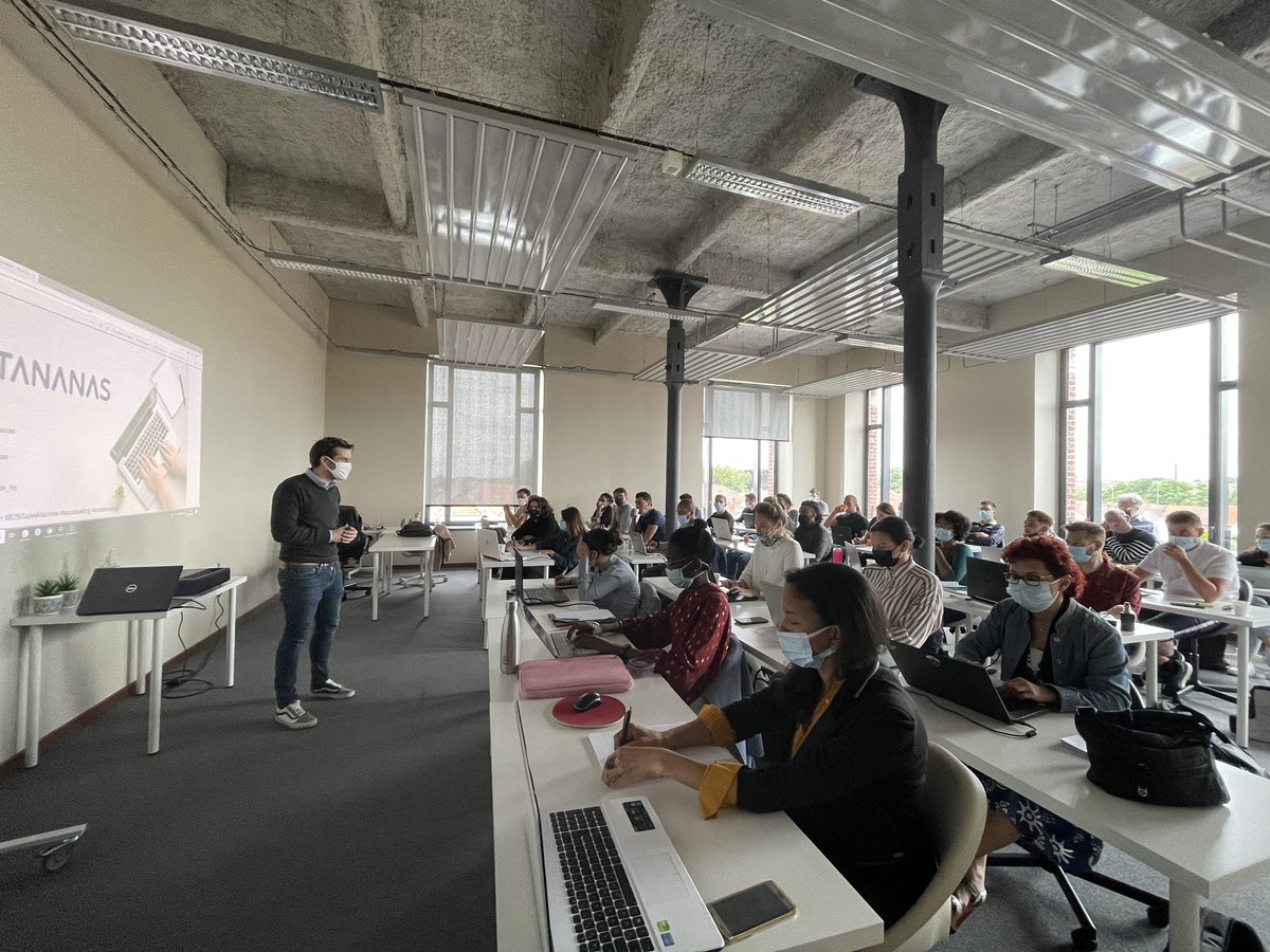 Datananas tweet media