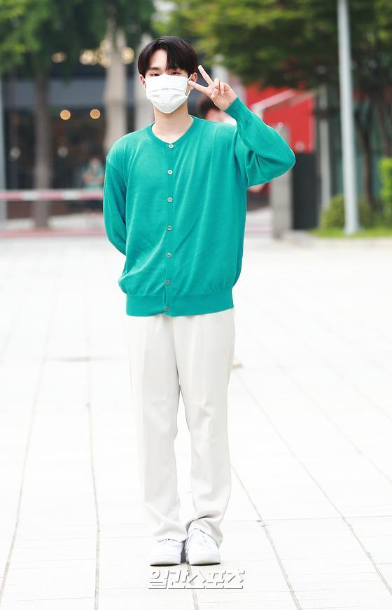 workfordaehwi's tweet photo. [📰] 210706 휘디 for Youngstreet #DAEHWIARTICLES (5)

🔗 https://t.co/JKUUliI7o6
🔗 https://t.co/D2iRyrklYQ
🔗 https://t.co/660Nqzqmtl
🔗 https://t.co/MgjBs4UP7T https://t.co/XSh27Xaz10
