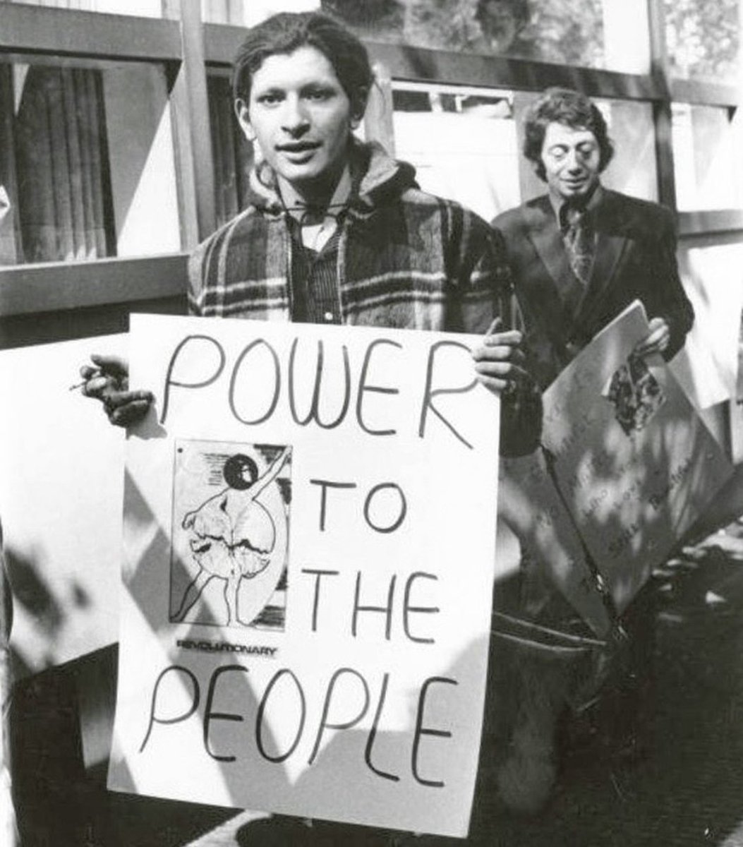 🟣Davant la violència que rebem, Organitzem-nos! No us quedeu a casa, participeu als col·lectius feministes i per l'alliberament sexual i de gènere. No esteu soles!🟣