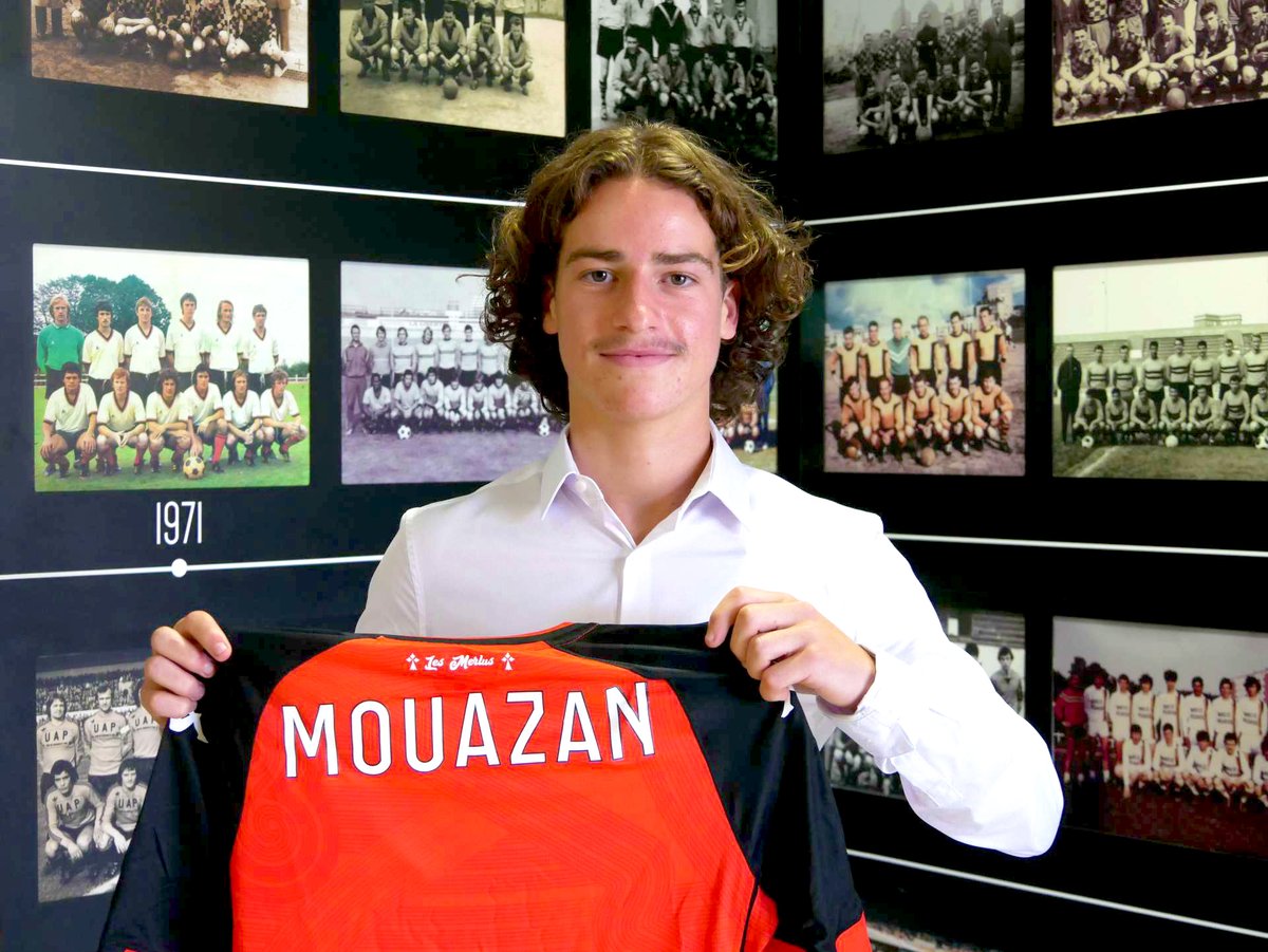 FCLorient's tweet photo. ✅ 𝗕𝗮𝗽𝘁𝗶𝘀𝘁𝗲 𝗠𝗼𝘂𝗮𝘇𝗮𝗻 signe son premier contrat professionnel 👌
➡️ https://t.co/o1V2DffEGD
⚓️ #FormationFCL https://t.co/RMYWhRWLdR