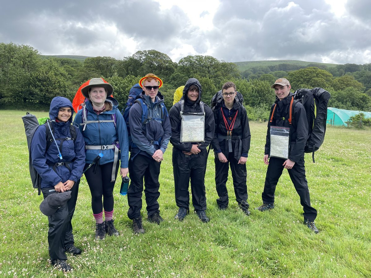 DunottarDofE's tweet image. “Before” Expedition Day 1. Pupils are up early and out of camp with @BrightExped! #DofEGold #Dartmoor #EducationWithCharacter