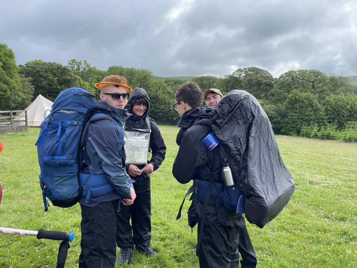 DunottarDofE's tweet image. “Before” Expedition Day 1. Pupils are up early and out of camp with @BrightExped! #DofEGold #Dartmoor #EducationWithCharacter