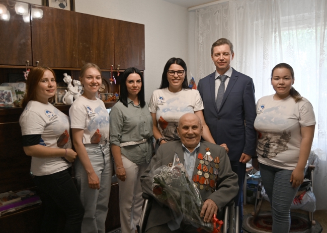 minsocium's tweet image. Юрий Хабров: «Половина вопросов, которые ветераны задали во время подомовых обходов, уже решены». Подробно minsocium.ru/index.php/news…