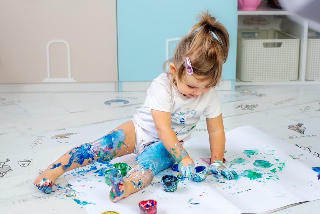 NDNAtalk's tweet photo. 🌟 Activity guide: how to host an Art Week at nursery🌟
 
Did you know it is #ChildrensArtWeek 29 June - 19 July?
 
This week's #myNDNA activity guide will help you host an Art Week at nursery to encourage children to express themselves through creativity: https://t.co/3Zs9t8ep4Z https://t.co/20lK4rfcTd