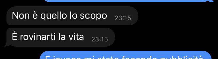 Stasera se venite in live vi racconto cosa sta accadendo, vi spiego un po’ del fenomeno incel. (Ah si, sto tizio viene a fare i screen nella mia live e le mette come foto profilo, non è assolutamente un maniaco nooo)