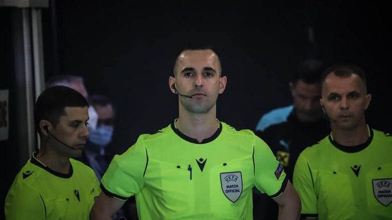 kosovanfooty_EN's tweet photo. 🇽🇰 Referee: Genc Nuza - Assistant referees: Fatlum Berisha and Bujar Selimaj - Fourth official: Dardan Çaka will be in charge of their first ever #UCL match between 🇭🇷 @gnkdinamo vs 🇮🇸 Valur in Zagreb.

We wish Genc and Co the best of luck tomorrow! https://t.co/2iQuJrbeDj