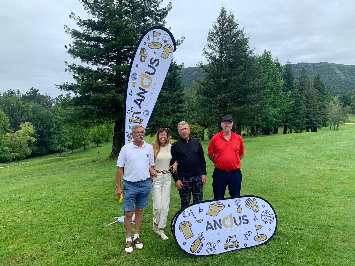 Hoy AndusEvents ha estado patrocinando el trofeo aesgolf montecillo en Jaizkibel

Hemos disfrutado mucho del golf

#andusevents #aesgolf #golf #golfsenior #viajar #jaizkibel