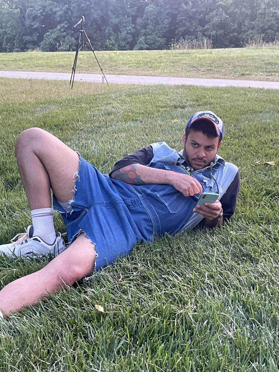 Nilkski_'s tweet image. *goes to Tennessee once*