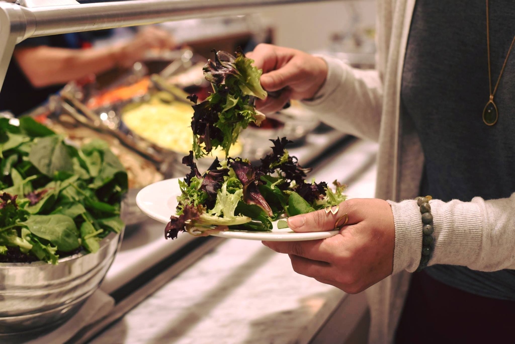 MsnConcourseHtl's tweet photo. IT'S BACK! 🎉🎉🎉

#MadisonsFavoriteSaladBar is back Wednesday-Friday starting this week! If you've missed it as much as we have, come on down for lunch! 🥗

#CIRCMadison #saladbar #businesslunch https://t.co/2u5jdvEoof