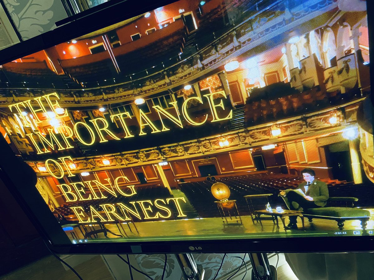 Lovely afternoon watching <a href="/tiobearnest/">The Importance of Being Earnest 2021</a> 🎭 supporting <a href="/ActingforOthers/">Acting for Others</a> Congratulations to all <a href="/nutsncl/">Newcastle University Theatre Society</a> 🙌
