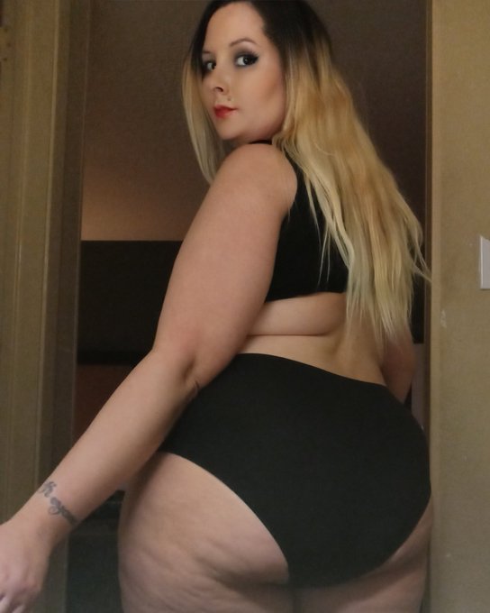 2 weeks left👎👎😭😭😞😞 https://t.co/tICrCQoxNq<a href="/tag/feet"class="tags"><span>#feet</span></a><a href="/tag/findom"class="tags"><span>#findom</span></a><a href="/tag/paypig"class="tags"><span>#paypig</span></a><a href="/tag/cashcow"class="tags"><span>#cashcow</span></a><a href="/tag/paypigwanted"class="tags"><span>#paypigwanted</span></a><a href="/tag/finsub"class="tags"><span>#finsub</span></a>