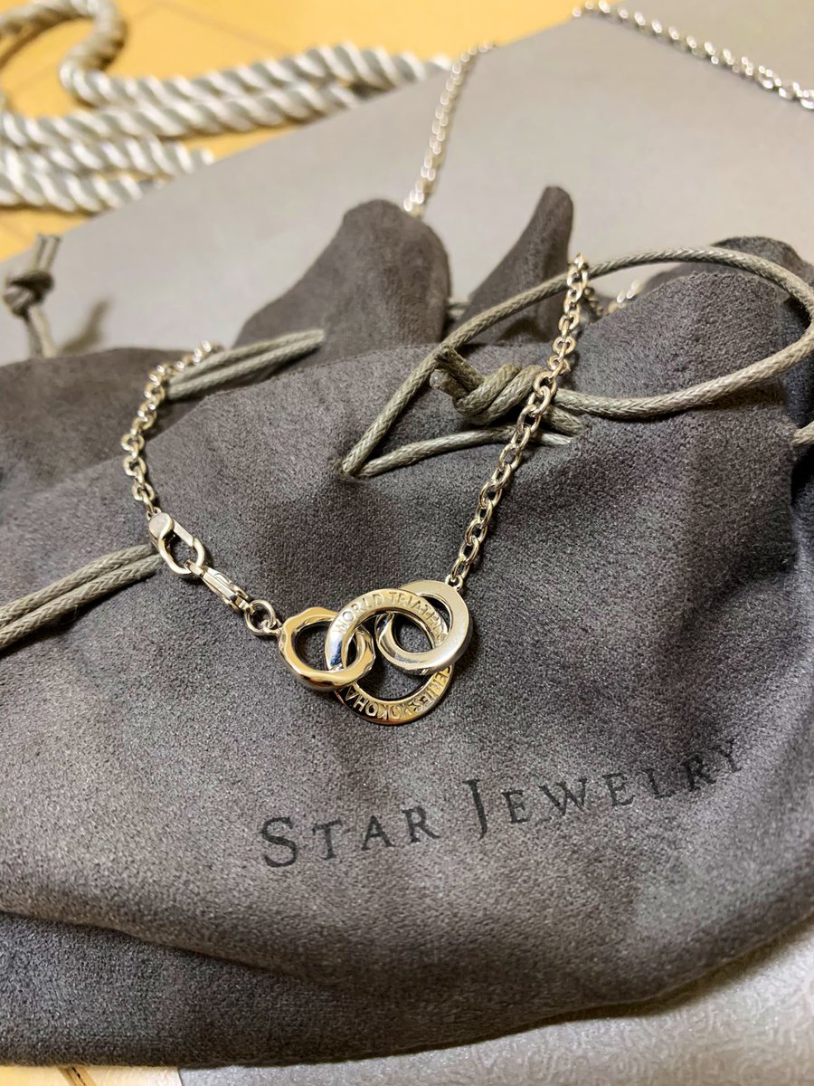 横浜トライアスロンの参加賞が届いた? 女子だけ、スタージュエリーの 