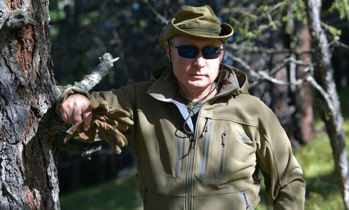 24tvua's tweet photo. Росіянам дозволяють лише "путінський шмурдяк"

https://t.co/PM2NKz3OmI https://t.co/13KKtI3VdJ