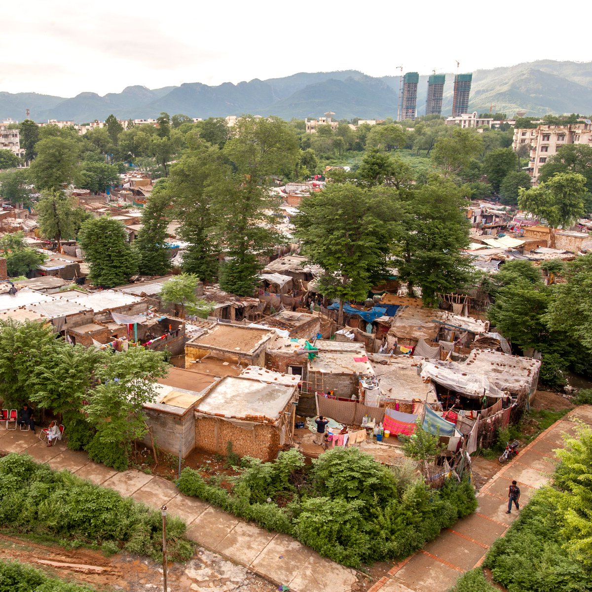 IMB_SBC's tweet photo. 🙏 #PrayerRequest from Pakistan

Men, women, and small children in Pakistan battle addiction to drugs, such as heroin. The people need a hope that does not disappoint; they need the hope of Christ. 

🙏 Pray for healed bodies and healed hearts through a relationship with Jesus. https://t.co/HIxOOVGeZO