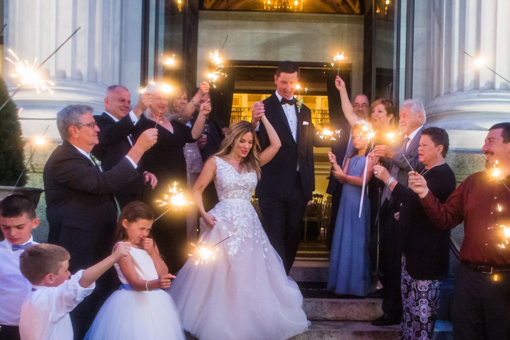 Vault634's tweet photo. Happy Anniversary Jenny & Luke!! We’re wishing you the happiest of celebrations and many more to come! Here’s to 2 years!! @lh75 #happyanniversary #signatureevents https://t.co/f0Jx0MMW3r