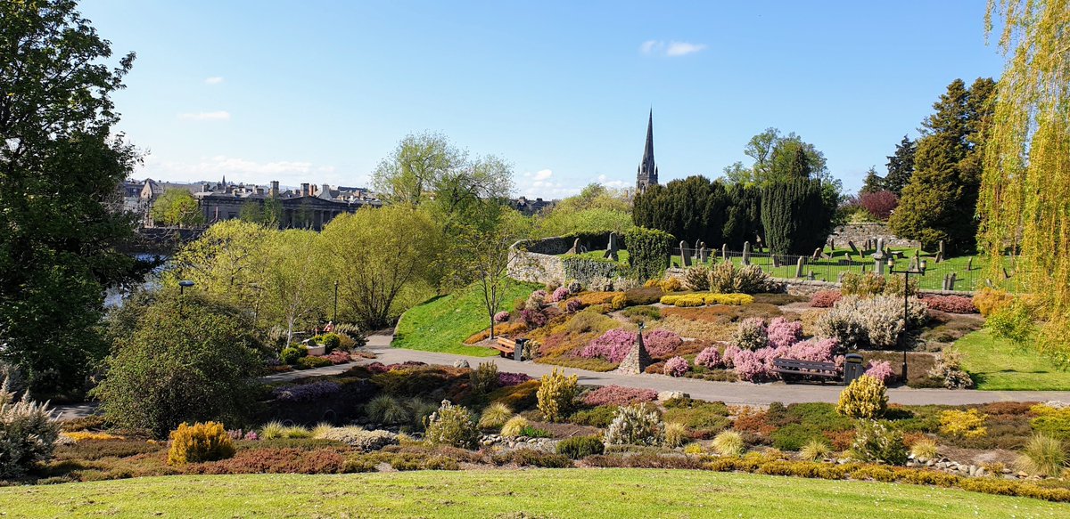 SaferPerth's tweet image. Today's the day of our relaxed &amp;amp; informal walk &amp;amp; talk around Perth's award-winning green spaces with like-minded people. 1830 South Inch pavilion.  Bring a brolly!