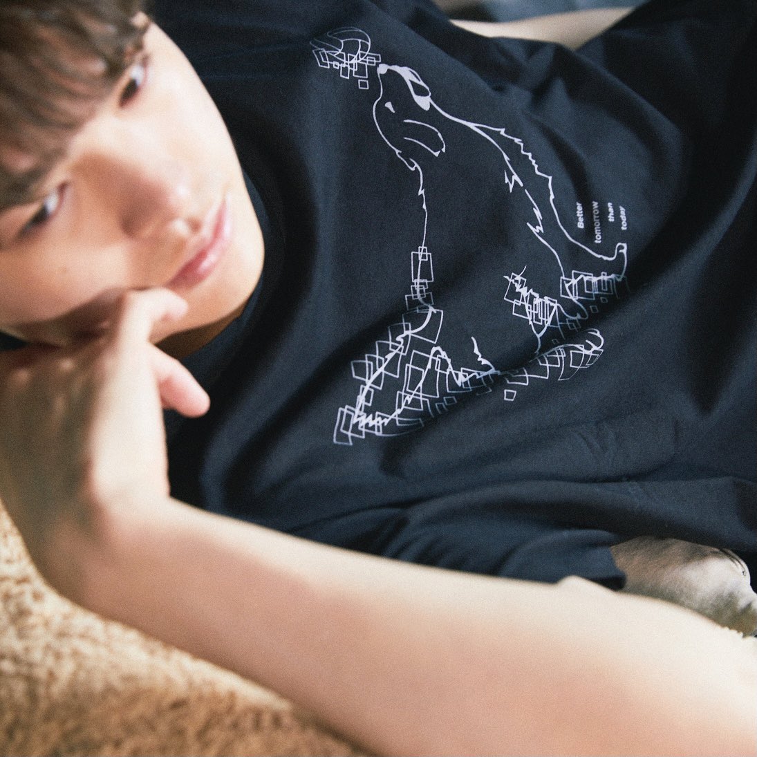 ABCEREAL_'s tweet photo. ABCEREAL @abcereal_と遊馬晃祐さん  
@ko_suke_asuma のコラボレーションTシャツ、受注締切は7/11(日)23:59までです！
ABCEREALプロフィールのリンクより是非Check✅↓↓↓
https://t.co/VLqKCSUF0R https://t.co/iLoIn3MNEh