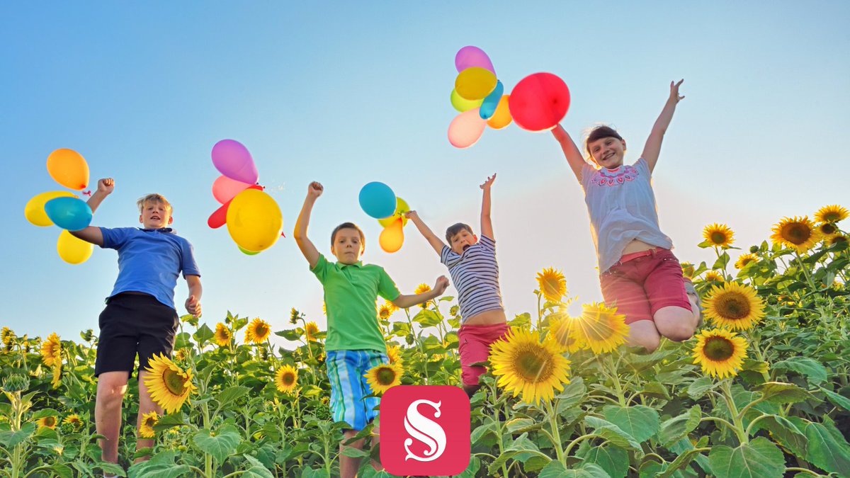 storychest_'s tweet image. Use your favourite photos to create stories to remember, not files to forget! See how the Storychest App keeps your memories alive! 
ow.ly/vaUf50FoU2a 
#photosharingapp #keepmemoriesalive