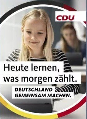 MattheusBerg's tweet photo. Stell dir vor du traust dich ernsthaft, solche Plakate aufzuhängen, während deine Bildungsministerin Anja Karliczek heißt. #DeutschlandGemeinsamMachen https://t.co/odyGYxSokF