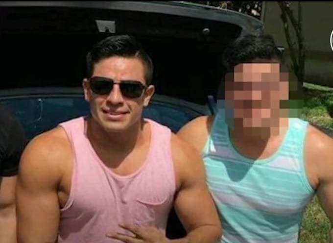 El Tribunal Penal del #Guayas declaró la culpabilidad de los 8 procesados por el delito de #peculado en la contratación de insumos #médicos con sobreprecio para el hospital de #LosCeibos, en #Guayaquil. #DanielSalcedo fue sentenciado a 13 años de prisión.
fiscalia.gob.ec/caso-fundas-pa…