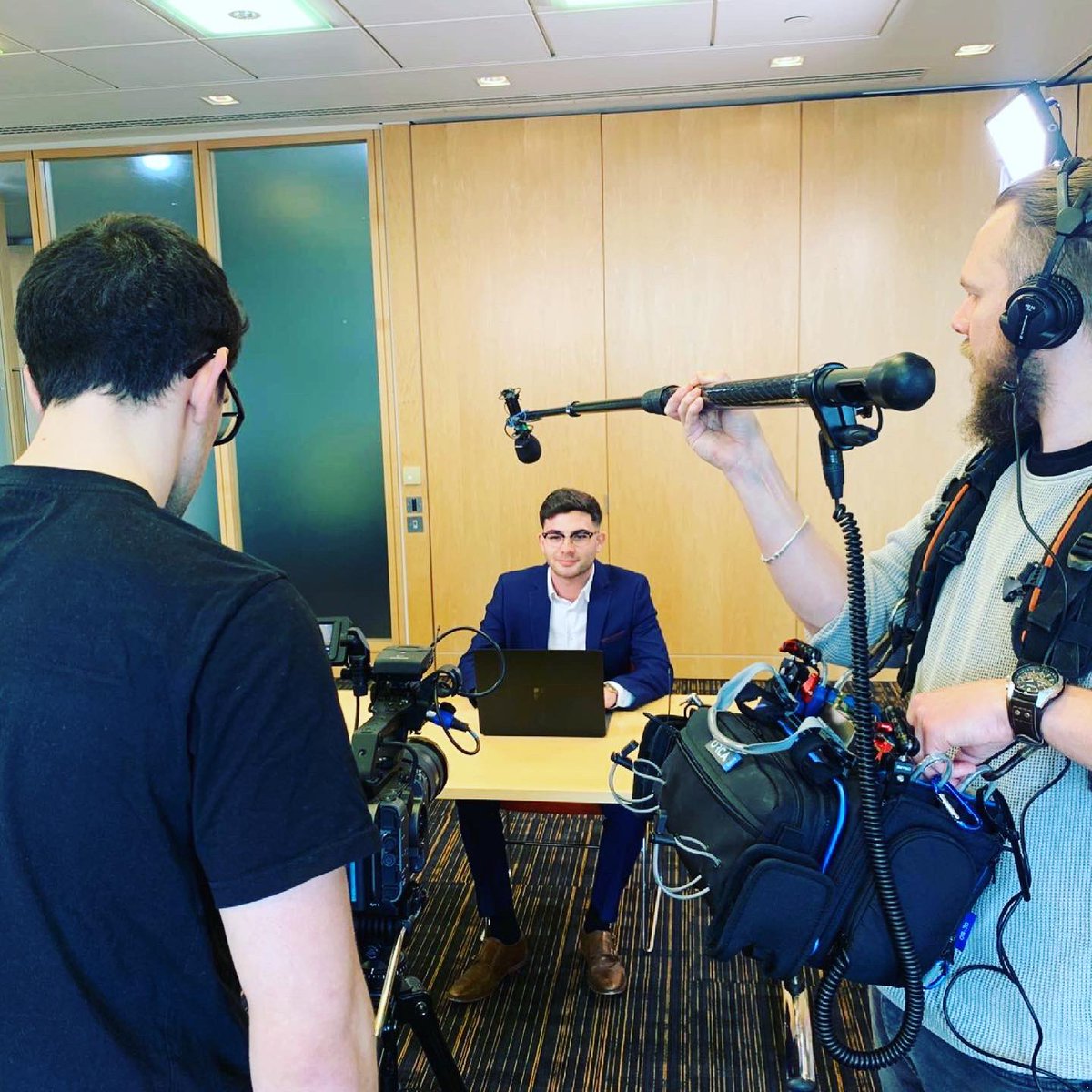 CCTVenues's tweet photo. π₯ Our #venues have been purpose built for #CorporateEvents, but theyβre also perfect for Corporate #Filming or office scene #FilmingLocations π¬
π² Get in touch for all your #CorporateFilming and #CorporatePhotoshoot needs π
-
#FilmingLocation #Photoshoot #PhotoshootLocation https://t.co/i5IF8s1eQS