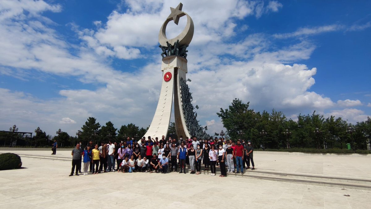 Şırnak'tan #GençlerBakanlığında projesi ile gençlerimiz Gençlik ve Spor Bakanı <a href="/kasapoglu/">Dr. Mehmet Kasapoğlu</a> nun misafiri olarak Ankara'dalar.
#GSBGM
#GSBŞırnakGençlikMerkezleri