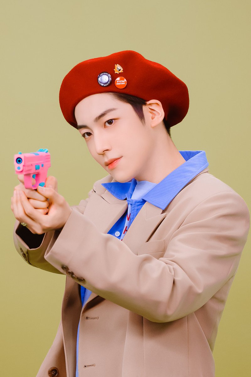 ᴍᴀᴄᴀʀᴏɴ sᴛᴏʀᴇ tweet media