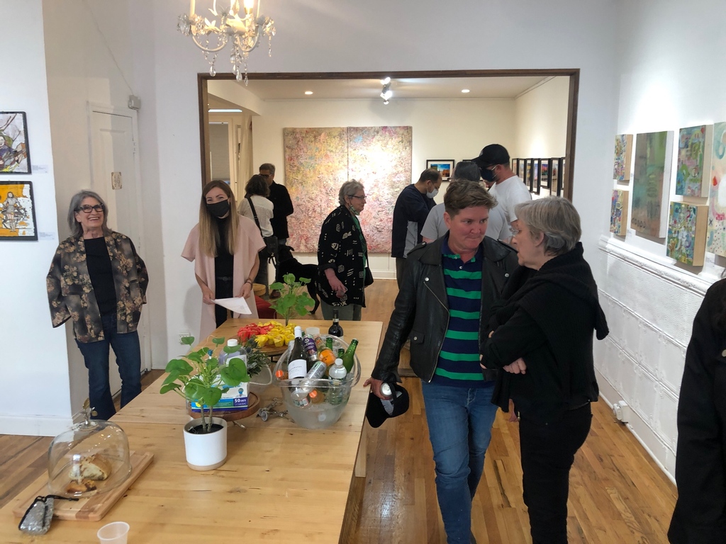 NowProjectSpace's tweet photo. Wonderful pop-up exhibition event from June. 

#popupgallery #popupexhibition #printdealer #nycprintdealer #nycartdealer #curator #nyccurator #nycgallery #popupartdeal #artfair #artopening https://t.co/5NU5ip26GJ