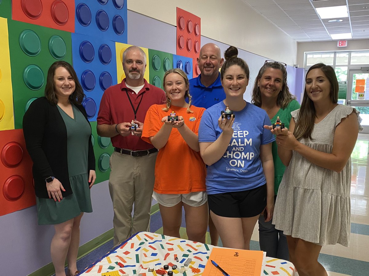 Building with Legos using the #4cs! <a href="/SycamoreCreekES/">Sycamore Creek ES</a>