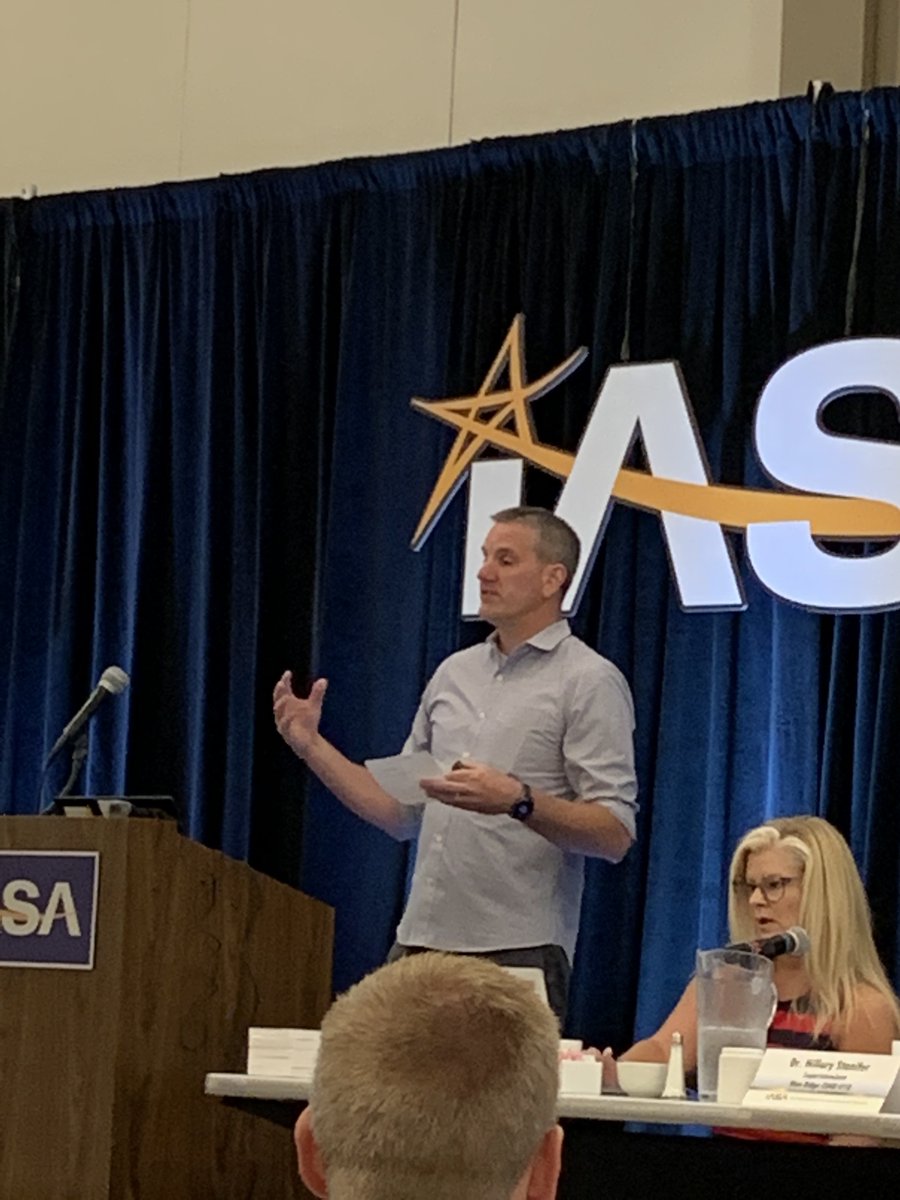 perryfinchSD735's tweet image. It's official, the @IllinoisASA Aspiring Superintendent Academy is up and running. Ready to learn from @mikelubelfeld @npolyak @drorzel @HillaryStanifer #ASuperWeek