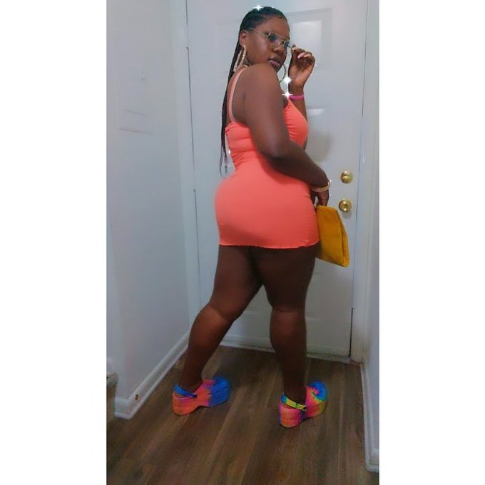 Yea im 5'8 Don't meg the stallion me I'll pop u and her AGAIN https://t.co/GMkyu5f0JZ