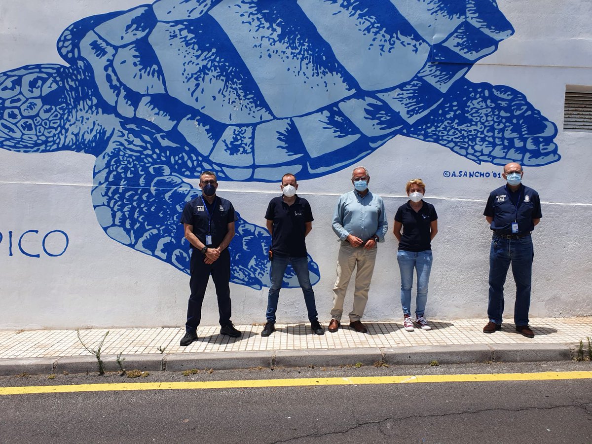 El gerente de la empresa pública GSC y el equipo directivo <a href="/112canarias/">112 Canarias</a> visitaron hoy <a href="/NeotropicoFound/">Fundación Neotrópico</a>, con quien mantiene un convenio de colaboración para el asesoramiento, recogida y reubicación de especies exóticas o potencialmente peligrosas, clave para el Centro Coordinador.