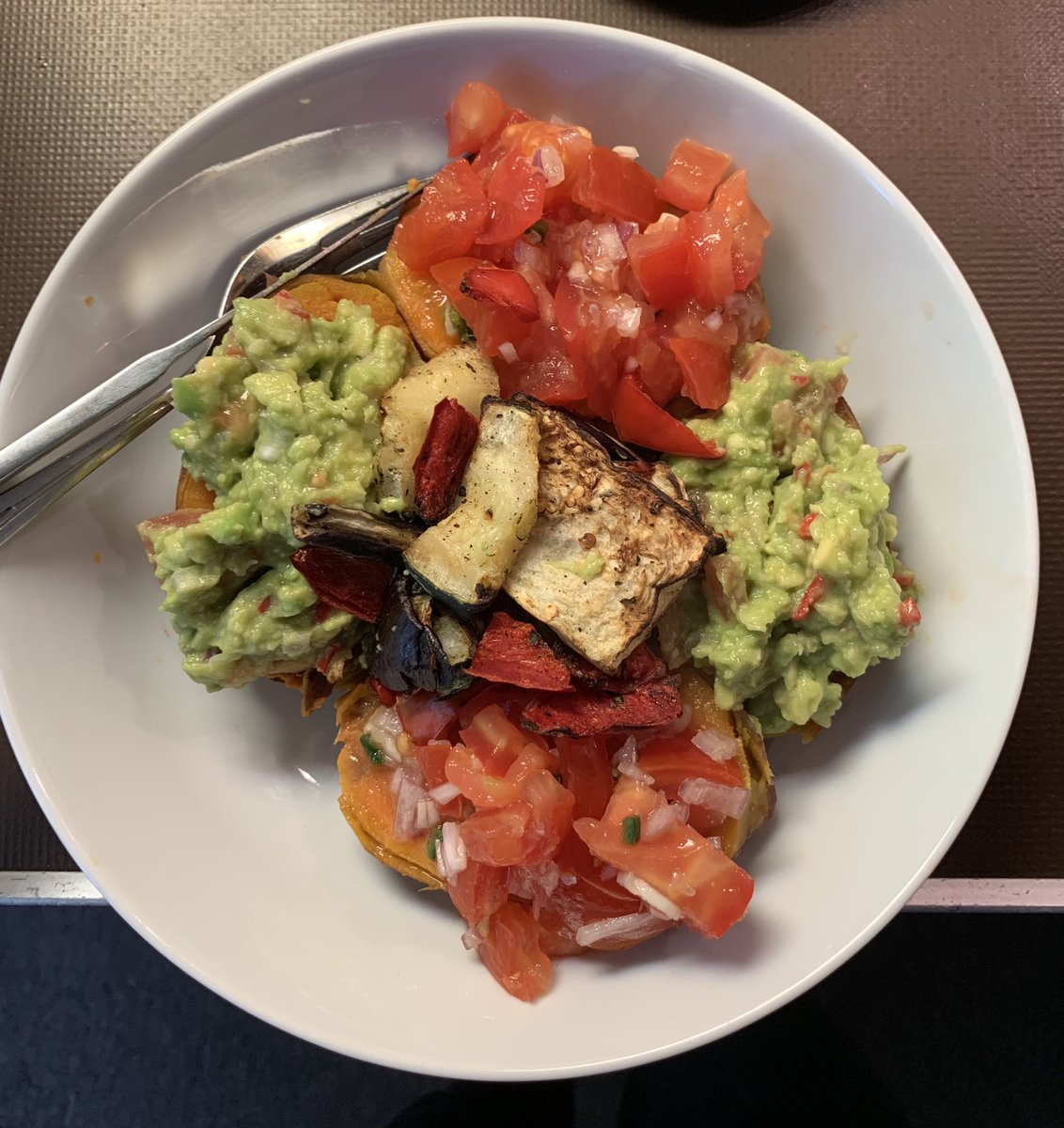 zverdun's tweet photo. Similar but not identical, #wfpb lunch :) delicious once again! https://t.co/w42pVU5xWU