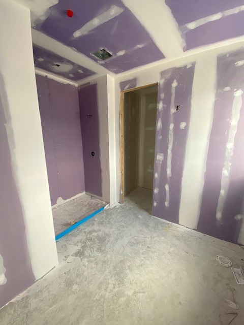 BlissBuilt's tweet photo. The Tennyson II, located at 6770 Main Street , is going up fast! Commercial space and 1/2 bedroom apartments available for rent! Call 716-204-2910 to reserve your unit TODAY! https://t.co/BNnHYiTJsi