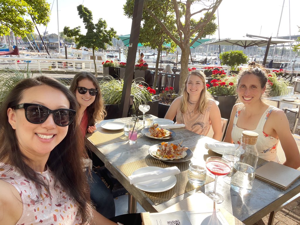 UBC Anesthesia Mentor Dinner. What a perfect night for a patio catch up. There was some shop talk (career plans), TikTok Talk (@DGlaucomflecken & cat influencers) and lots of amazing food. @juliamcory @v_giesbrecht @Drlisali @ubc_anes