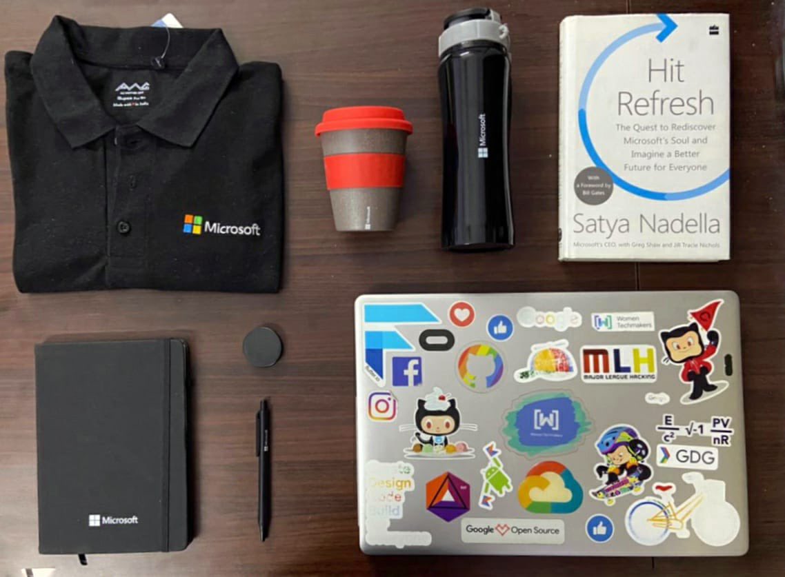 Onboarding swags are here! ❤️
Thank you <a href="/Microsoft/">Microsoft</a> <a href="/MicrosoftIndia/">Microsoft India and South Asia</a> <a href="/MicrosoftLife/">Microsoft Life</a> 

 🟥🟩
 🟦🟨