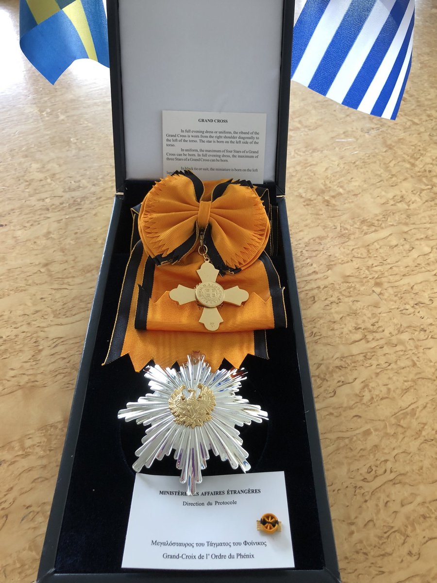 SwedeninGR's tweet photo. Such a great honor today to be decorated/w the Grand Cross of the Order of the Phoenix at @GreeceMFA in the presence of Secretary General Themistoklis Demiris. 
Ευχαριστώ #Ελλάδα για την τιμή. 🙏🇬🇷🇸🇪❤️

#greece #sweden https://t.co/izQNFcN32n