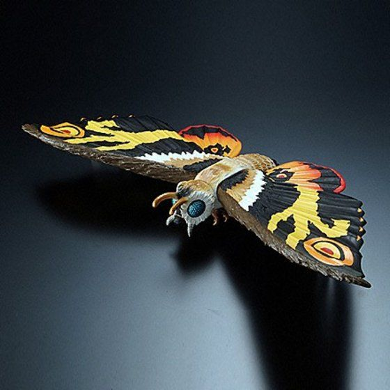 ZillaFigureBot's tweet photo. Goji Figure of the hour! Bandai Japan 2003 Movie Monster Series - Mothra Imago 2003 https://t.co/rHY8twjd2c