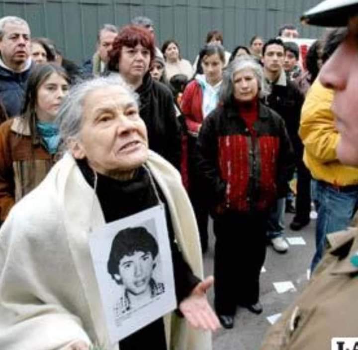 DigitalVerde's tweet photo. el colectivo Prensa digital de Laguna Verde, expresa toda nuestra solidaridad de clase con Manuel y compañeros de Luisa, somos parte de esa lucha
Compañera Luisa Toledo, presente, hasta la victoria del socialismo, siempre. https://t.co/fDhq1k8zXh
