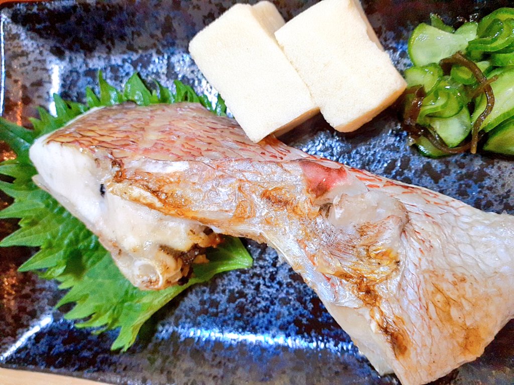 ぶりカマ塩焼き Twitter Search Twitter