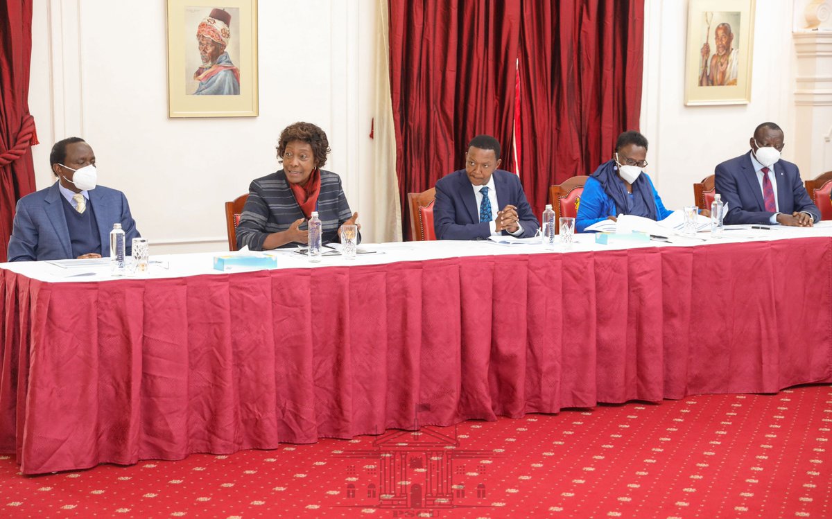 StateHouseKenya's tweet photo. Review of the Presidential itinerary to the Lower Eastern Region (Counties of Kitui, Machakos and Makueni). 

Read more:  https://t.co/qfKkdehKfx https://t.co/orXN0MdwFz