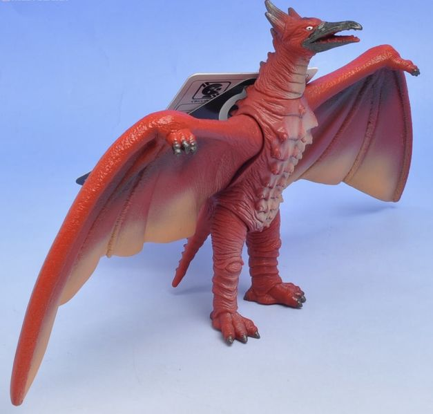 ZillaFigureBot's tweet photo. Goji Figure of the hour! Bandai Japan 2004 Movie Monster Series - Fire Rodan https://t.co/yAbbQyHAY7
