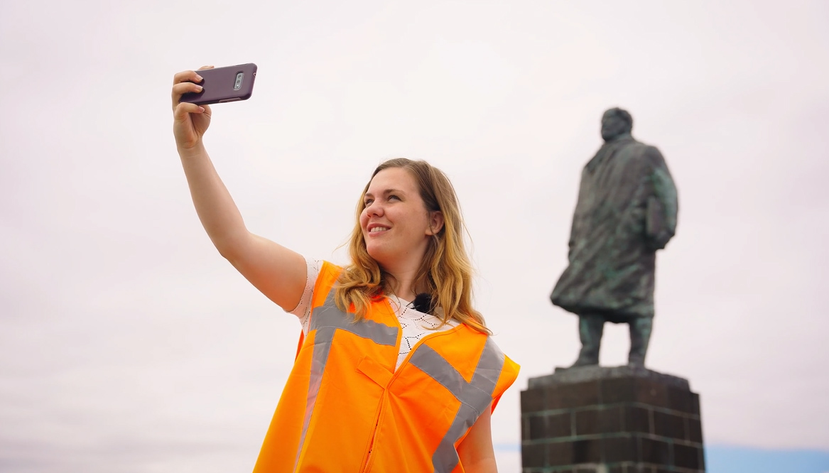 Part three! 🎥 Ben jij benieuwd welke plekken #Afsluitdijkvlogger Femke deze keer bezoekt? 
Bekijk dan snel de nieuwe vlog, deze keer over alle toffe, toeristische plekjes op en rond #DeAfsluitdijk. 

👉 youtu.be/VSyCk_HKh0s