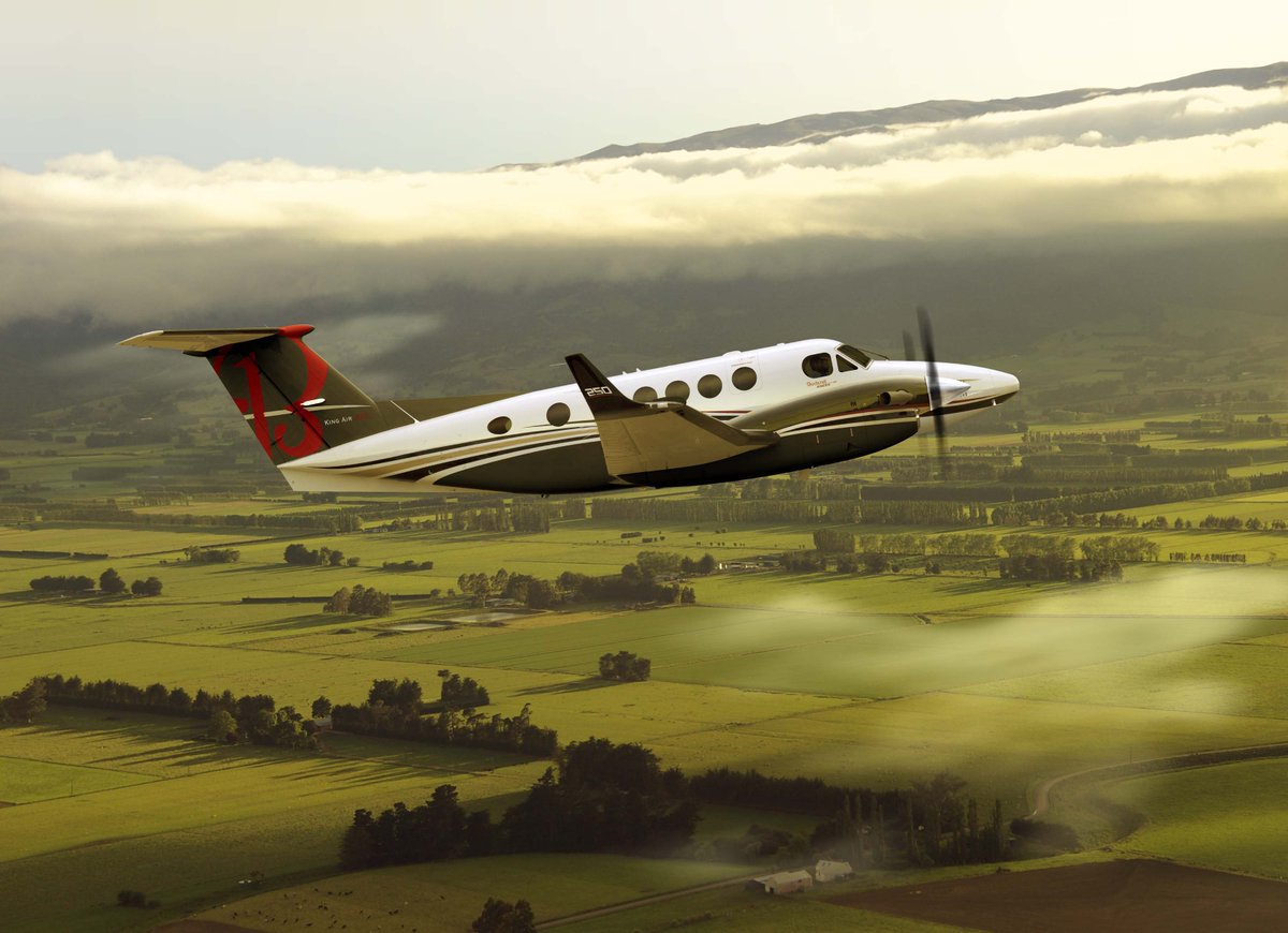 FlyPrivate's tweet photo. Aside from #jet #aircraft which range from #verylightjets to #heavyjets, there is another player in the #charter market. Having more options in regards to places to land, enables #turboprop passengers to get closer to their destinations. https://t.co/bFFQwg7O61 #flyprivate https://t.co/4B7Tl4N4yJ